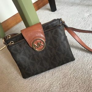 Small MK cross body.